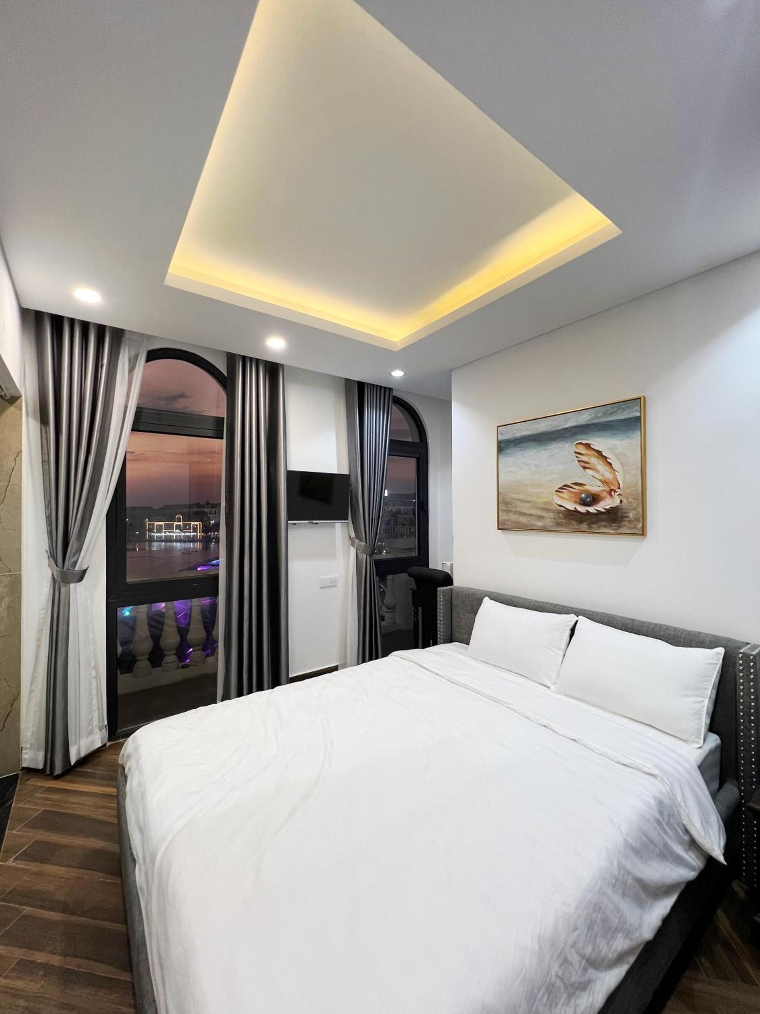 Legacy Hotel - Grand World Дуонг-Донг Экстерьер фото